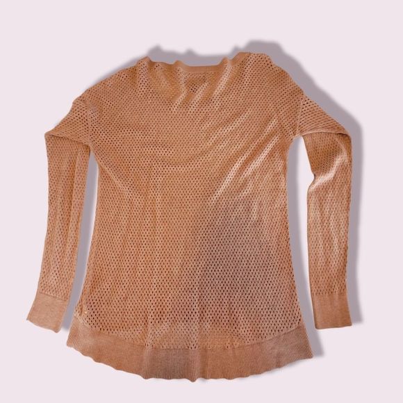 Small American eagle dusty rose light weight peforated cotton blendcover up - Picture 2 of 3